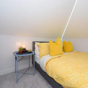 Apartment Super Cool Luxury Studio Near The Beach - Smart Tv, Fast Wifi, Bournemouth